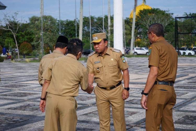 Wabup Siak Sebut Rokok Kretek Salah Satu Barang Pokok yang Alami Kenaikan Harga