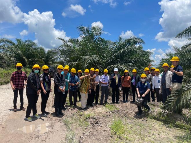 Perkebunan Sawit Kobar Jadi Percontohan Bagi Provinsi Surat Thani di Thailand 