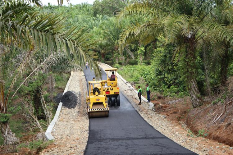 Jalan ke Tiga Nagari ini Baru Diaspal Sejak Merdeka, Begini Dampaknya