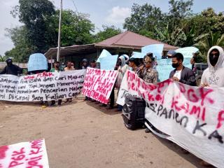 Didemo Warga, PMKS ini Penuhi Tuntutan Normalisasi Sungai