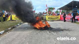 Kasus Penerbitan Izin PT DSI Berlanjut, Nama Mantan Bupati Siak Arwin AS Ikut Terseret