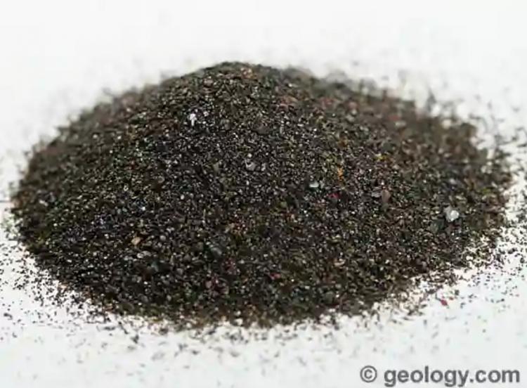 1,8 Ton Pasir Timah dari Kebun Sawit Diamankan Polisi