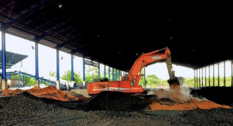 Uji Coba Cangkang Sawit Sebagai Bahan Baku Pembangkit Listrik Sukses