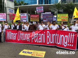 Petani Sawit Geruduk Kantor Wilmar dan KPPU