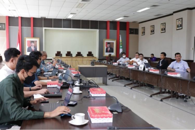 21 Perusahaan Sawit Dipanggil ke Gedung Dewan, Ada Apa?