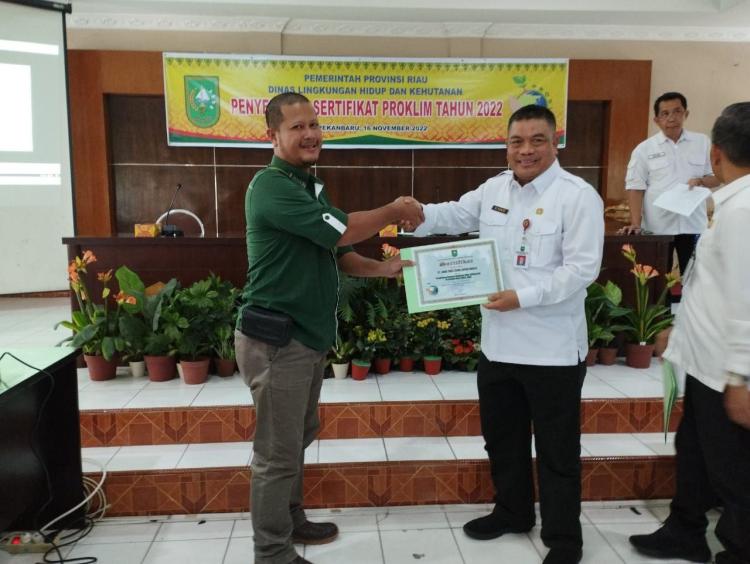 Dua Desa Binaan PT KTU Terima Penghargaan ProKlim