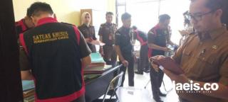 Oknum PNS Nyambi Jadi Distributor Pupuk Subsidi di Siak