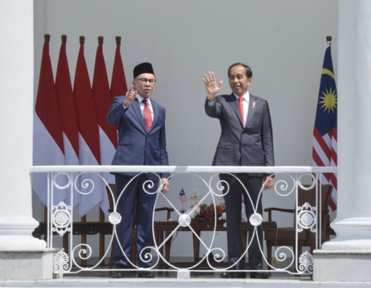 Jokowi-Anwar Ibrahim Bahas Lima Hal, Termasuk Diskriminasi Sawit