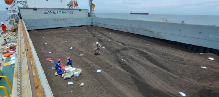 Perdana di 2023, 11,9 Ribu Ton Cangkang Sawit Kaltim Berlayar ke Jepang