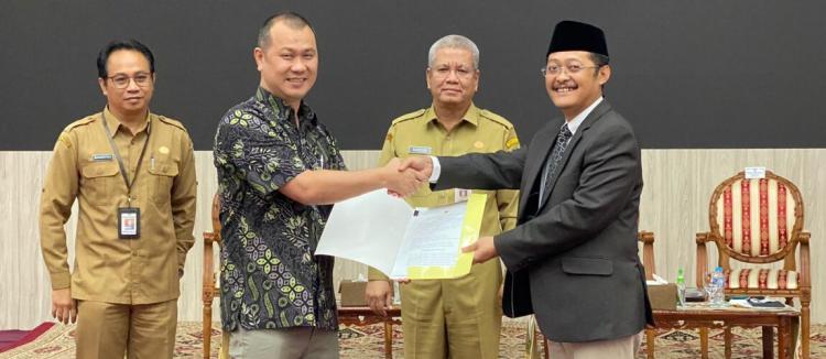 Terima Banyak Pengaduan Petani Plasma, Pemprov Kalbar Angkat Tangan