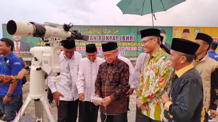 Petani Sawit Diminta Tetap Berpuasa Selama Ramadan
