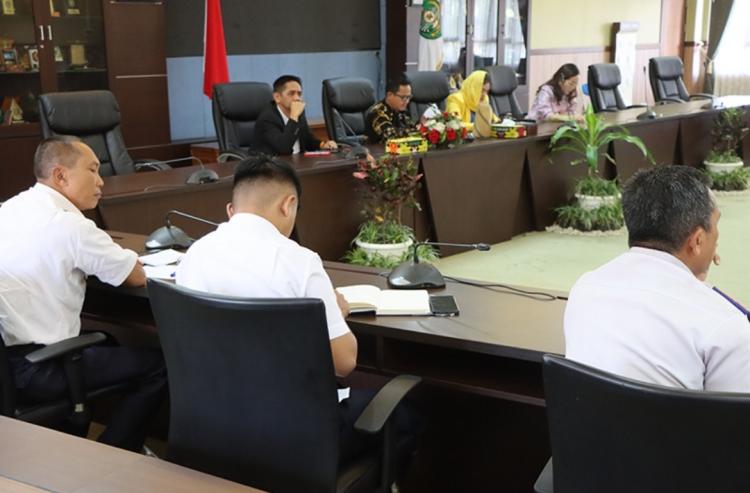 Membahayakan, Truk Batubara dan Sawit Diminta Tak Lewat Jalan Umum