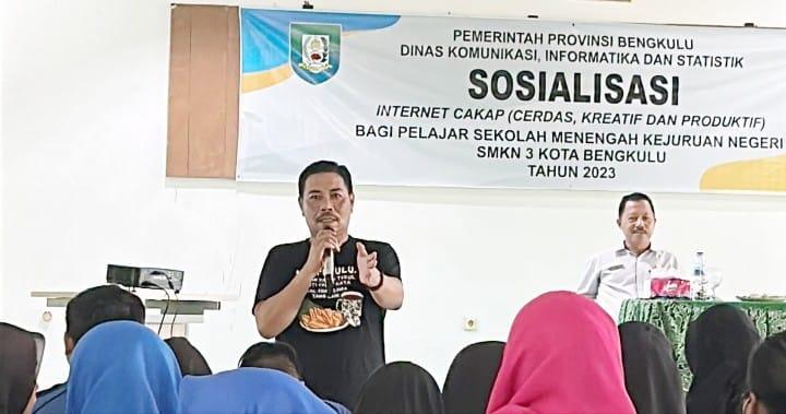 Petani Sawit Harus Bisa Manfaatkan Internet untuk Majukan Usaha