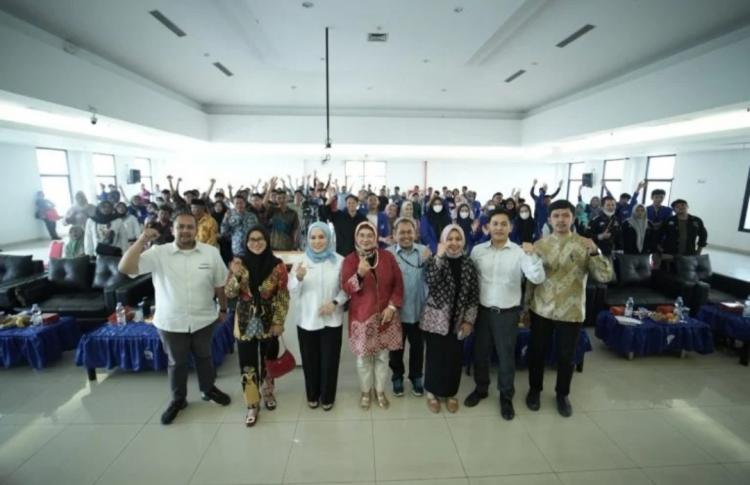 Puluhan Orang Dapat Pencerahan Seputar Kebaikan Sawit