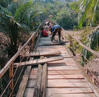 Rusak, Jembatan di Sejumlah Desa di Bengkulu Utara Butuh Perbaikan