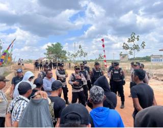 Masyarakat Dua Kabupaten Demo Bawa Tiga Tuntutan ke Kantor PT ISA, Begini Hasilnya