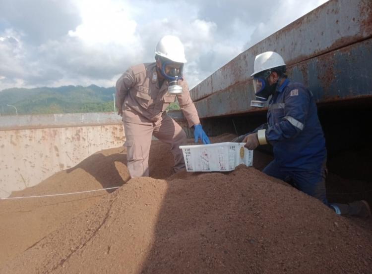 Bungkil Sawit Sulbar Tembus Pasar Tiongkok, Ekspor Perdana Sebanyak 5.500 Ton