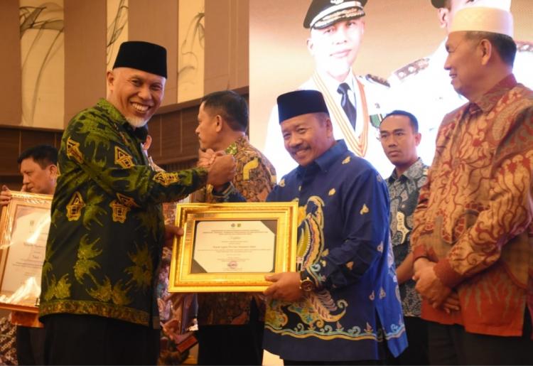 Kebun Sawit Bebas Pekerja Anak, Bupati dan Perusahaan Diganjar dengan ini