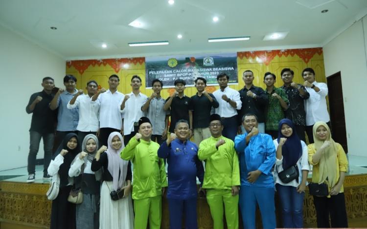 46 Anak Aceh Tamiang Terima Beasiswa Sawit, Tahun Lalu Cuma Dua Orang