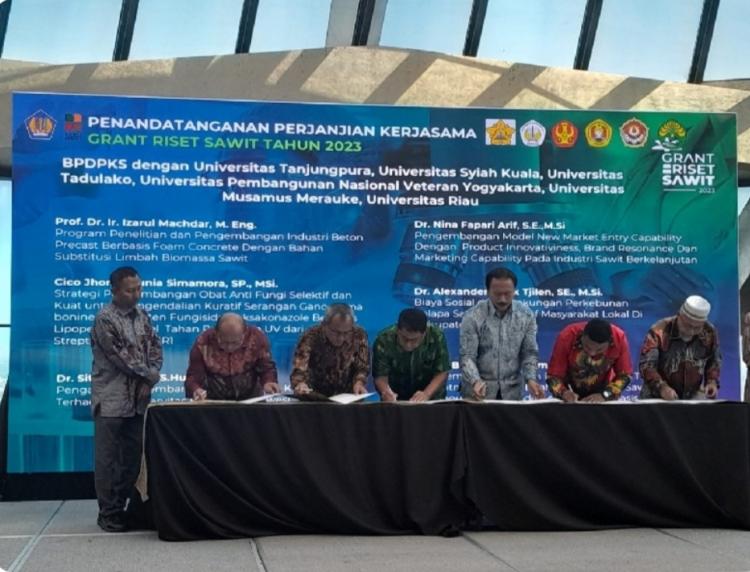 Raih Hibah Rp1,6 Miliar, Peneliti USK Kembangkan Beton Berbahan Limbah Biomassa Sawit