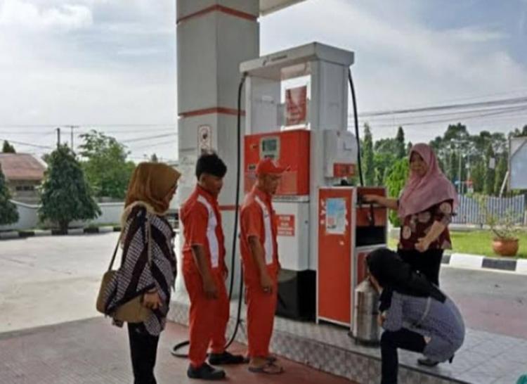 Banyak yang Curiga SPBU di Mukomuko Akali Mesin Pompa BBM, Begini Kenyataannya