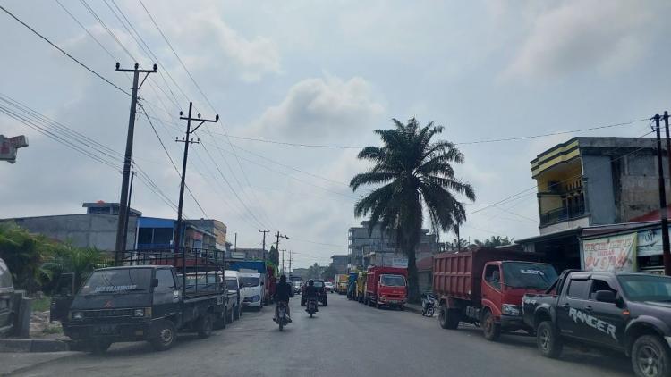Takut Kecolongan, Bupati Gusnan Minta APH Nge-Pam Tiap SPBU, Hadang Truk Sawit Beli Solar Subsidi 