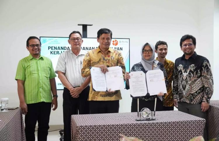 BRIN dan UGM Kembangkan Aerosol Karbon Limbah Sawit untuk Diagnosa Penyakit Paru