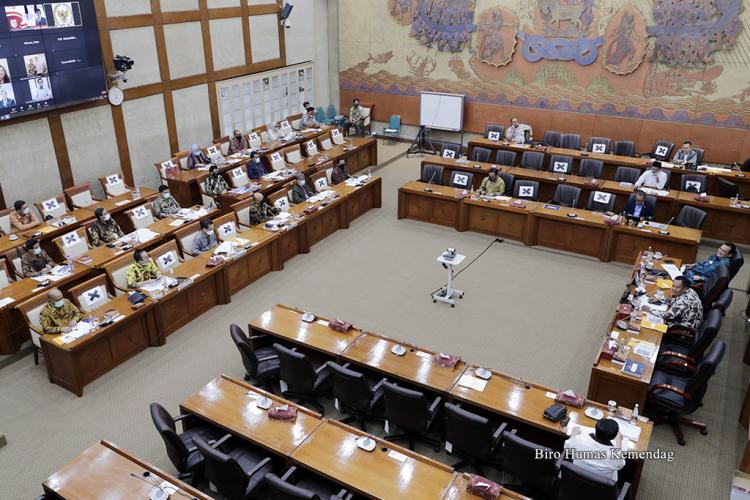 Utang Minyak Goreng ke Pengusaha Ritel Setahun Belum Dibayar, ini Alasan Mendag