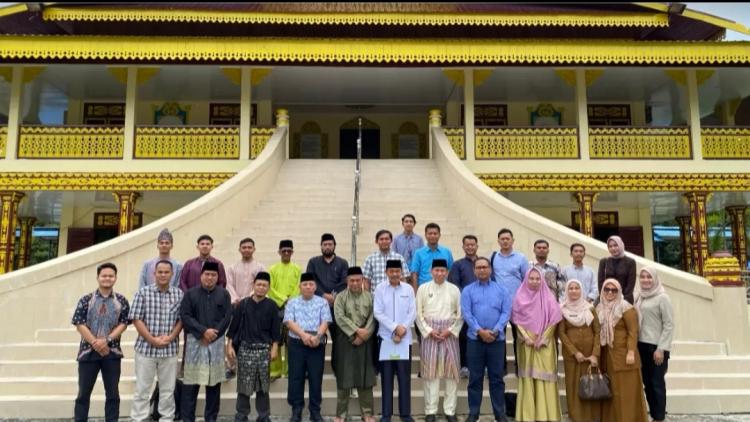 Samakan Persepsi dengan Masyarakat Adat, PTPN V Hadiri Diskusi Pancung Alas di LAMR