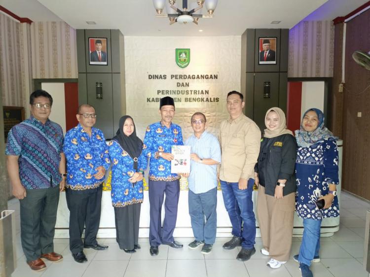 Masyarakat Suku Akit Sukses Olah Limbah Sawit Jadi Kerajinan, Pemasaran Jadi Kendala