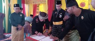 Panglima Hulubalang LAMR akan Kepung PT SIR Jika Lecehkan Gubernur Riau