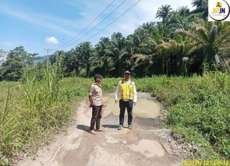 BPJN Sulteng Bangun Jalan Membelah Kebun Sawit di Buol