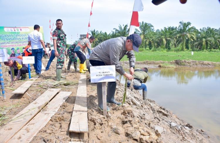 Warga yang Terdampak Pembangunan Tanggul Diminta Ikhlaskan Kebun Sawitnya