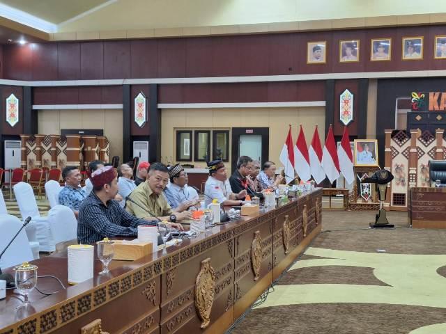 Cegah Konflik, Gapki Kalteng dan DAD Sepakat Berdayakan Masyarakat Adat