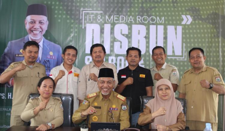 Disbun Sulbar Bahas SOP Penentuan Harga TBS dengan Asosiasi Petani Sawit