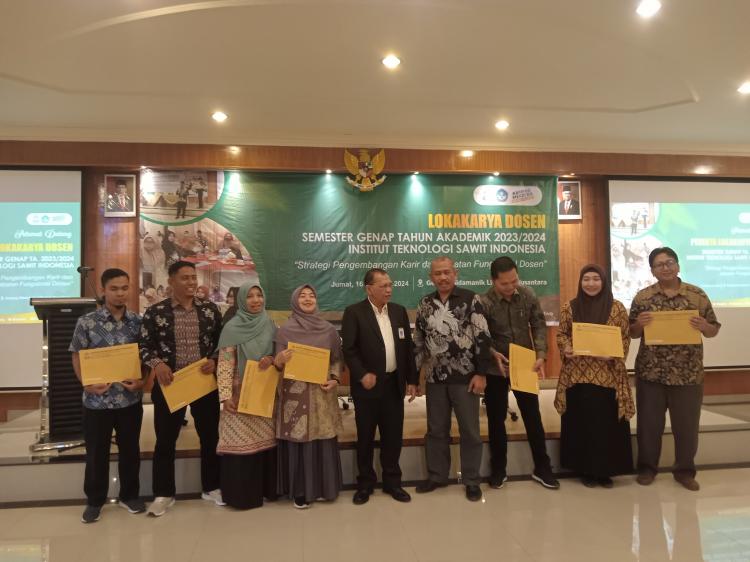 Bila Ingin Punya Periset Sawit yang Mumpuni, Pemerintah Mesti Dengar Saran Rektor ITSI Ini