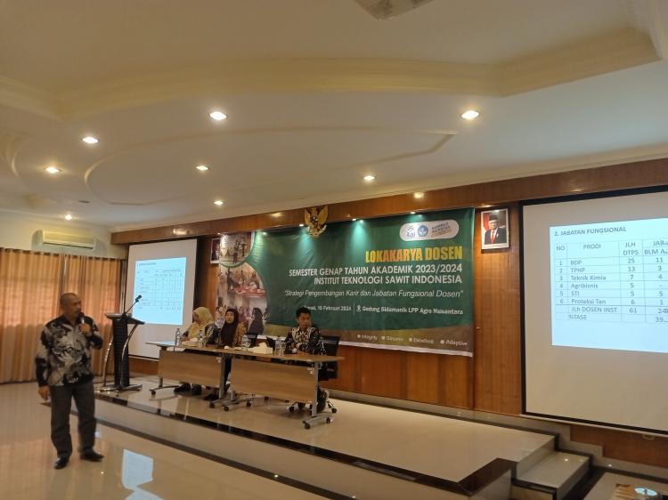 Gelar Lokakarya, Ini yang Diharapkan Rektor dari Para Dosen ITSI Medan