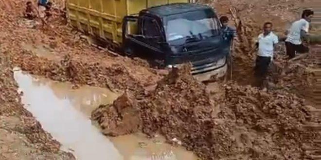 Hampir Dua Pekan Petani di Talang Bersemi Tak Panen Sawit, ini Masalahnya