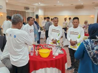 BPDPKS Kenalkan Pembuatan Batik Berbahan Sawit kepada UMKM dan Mahasiswa