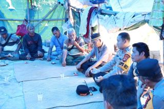 Masyarakat Adat Buay Mencurung Diminta Keluar dari Lahan PT SIP