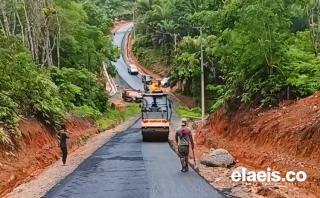 Percepat Bangun Jalan, Bupati Mukomuko Dapat Apresiasi dari Petani Sawit