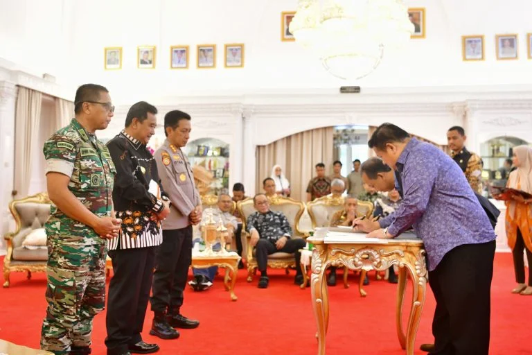 Pabrik Sawit Terintegrasi dengan Nilai Investasi USD 80 Juta akan Berdiri di Wajo