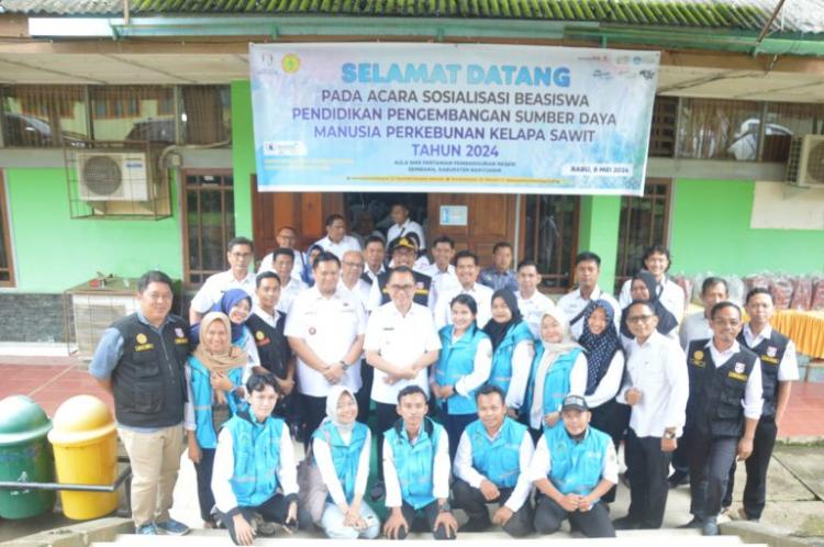 Pemberian Beasiswa Sawit Didukung Penuh oleh Pemkab Banyuasin 