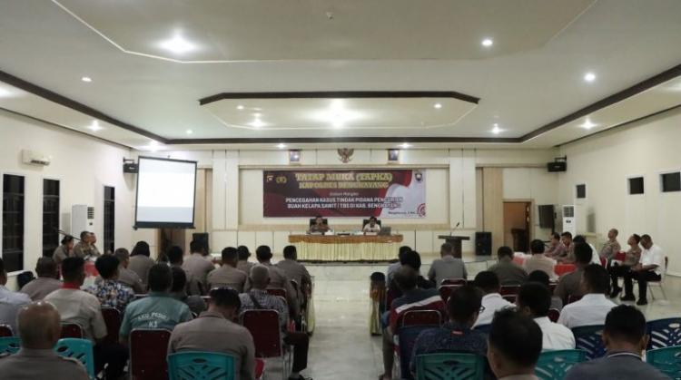 Pengelola Pabrik Sawit dan Pengusaha Ram Dikumpulkan di Polres Bengkayang, Ada Apa?