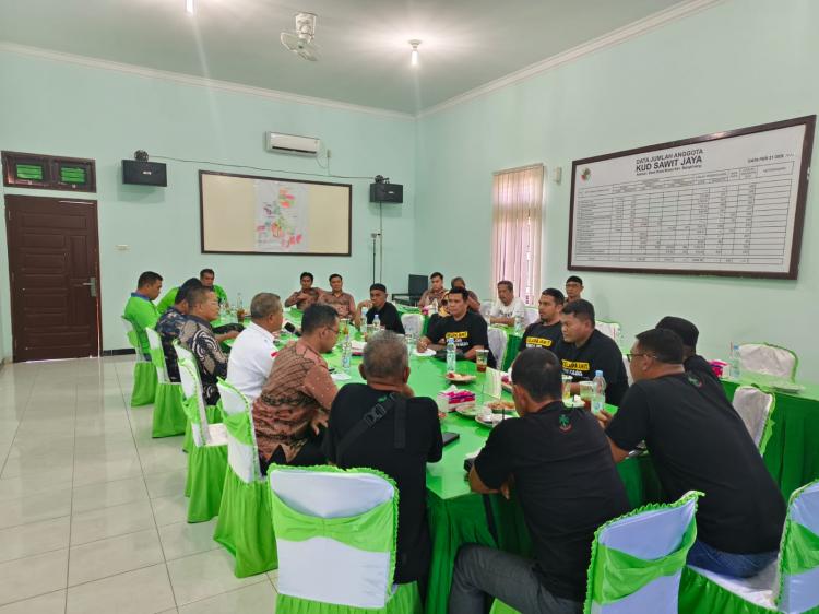 Petani Sawit Kaltara Pelajari Kunci Sukses Pengelolaan KUD di Riau