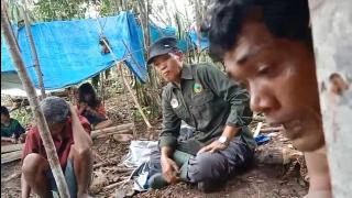 Suku Anak Dalam Tebo Menjerit di TNBT