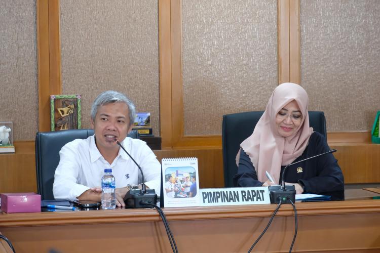 Intsiawati Ayus Minta Kementan Optimalkan Potensi Sawit dan Sapi di Riau