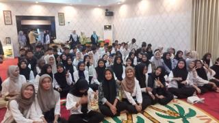 Jamu 100 Anak Petani Calon Penerima Beasiswa Sawit, ini Pesan Pj Bupati Inhil