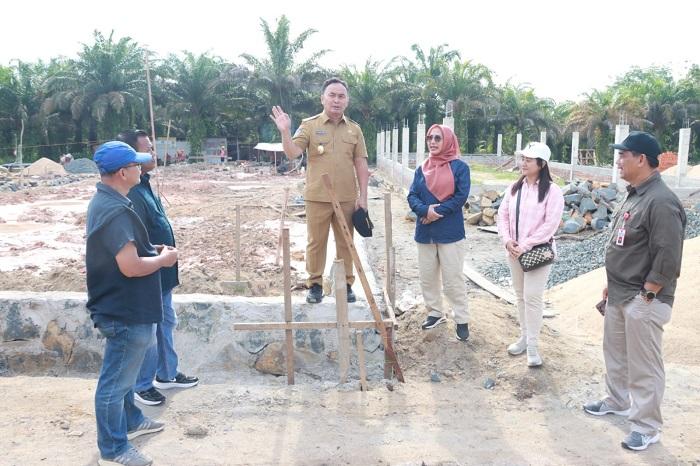 Tinjau Proyek Pabrik Pakan Ternak, Gubernur Kalteng Mau Bangun 2 Lagi Tahun Depan