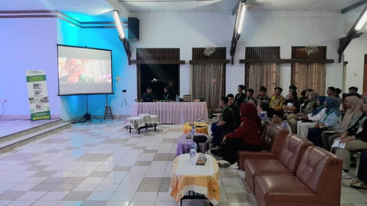 Helmi Muhansyah Buka Workshop UKMK Panganan Berbahan Sawit di Muara Bungo